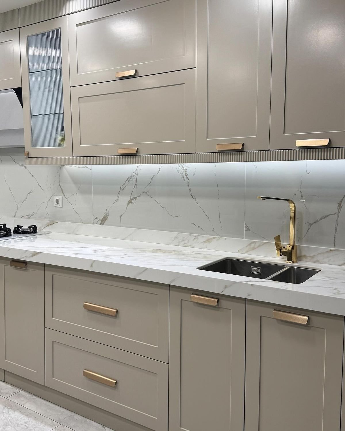 Kitchen Countertops design CTR007